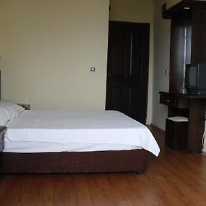 Anerissa Hotel